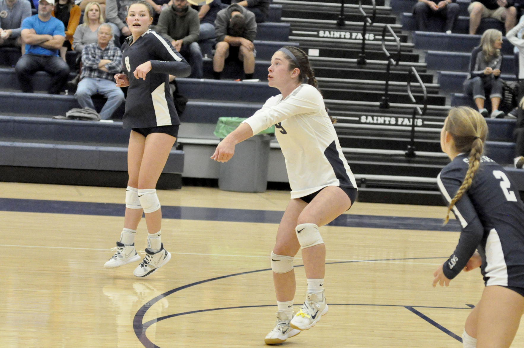 211014 sph spt Mckenna Van zee and Kylee Horner.JPG